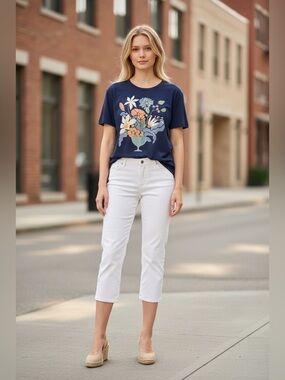 W5, Floral Graphic Tee, Navy Blue, Size Small, Soft Stretch Top
